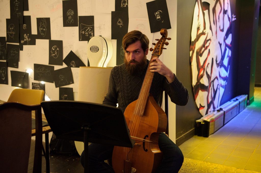 Alexander Hunter in performance, photo by Sarah Walker